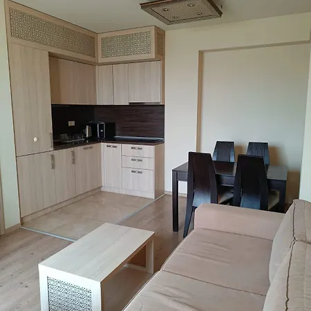 Apartament Argisht Partez Warna